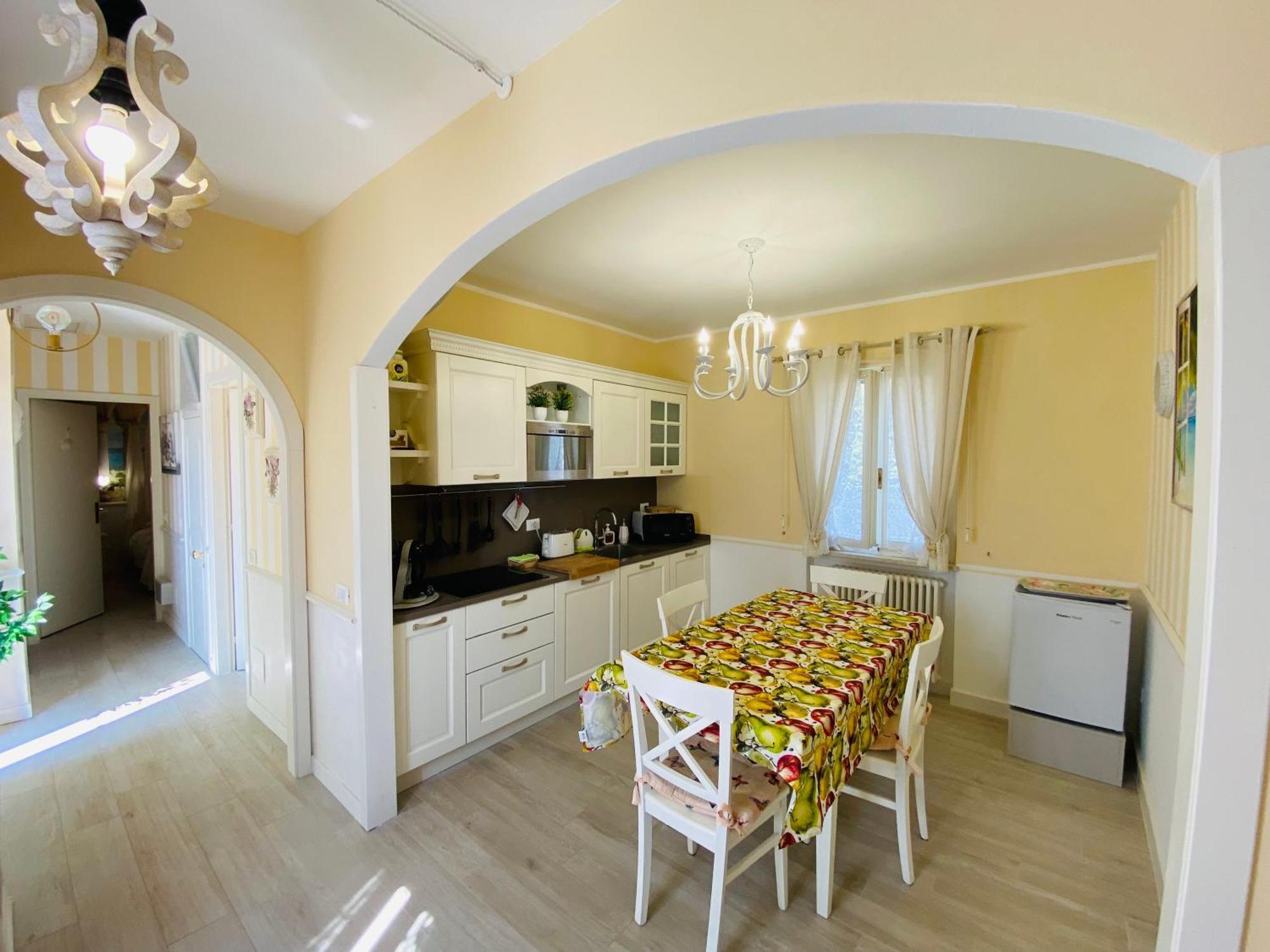 Villa Poggio Ulivo Pool-Apartments Rivoli Veronese Exterior photo